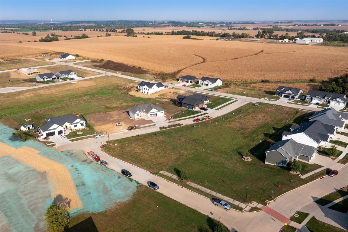 414 16th Place SW Mt Vernon IA 52314