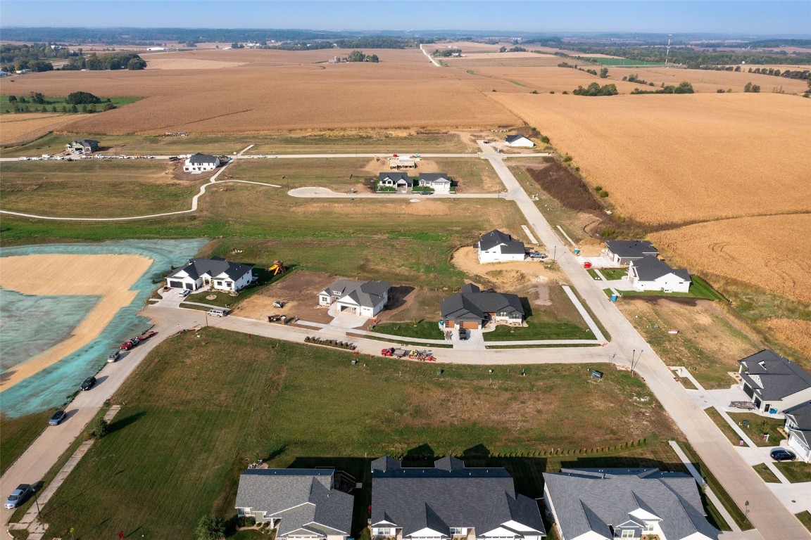 414 16th Place SW Mt Vernon IA 52314