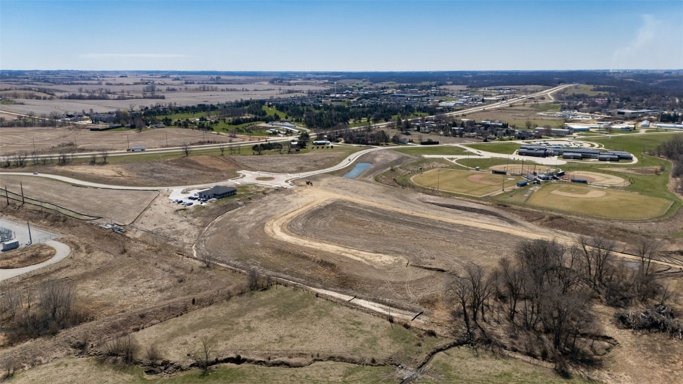Lot 8 Old Dubuque Road Anamosa IA 52205