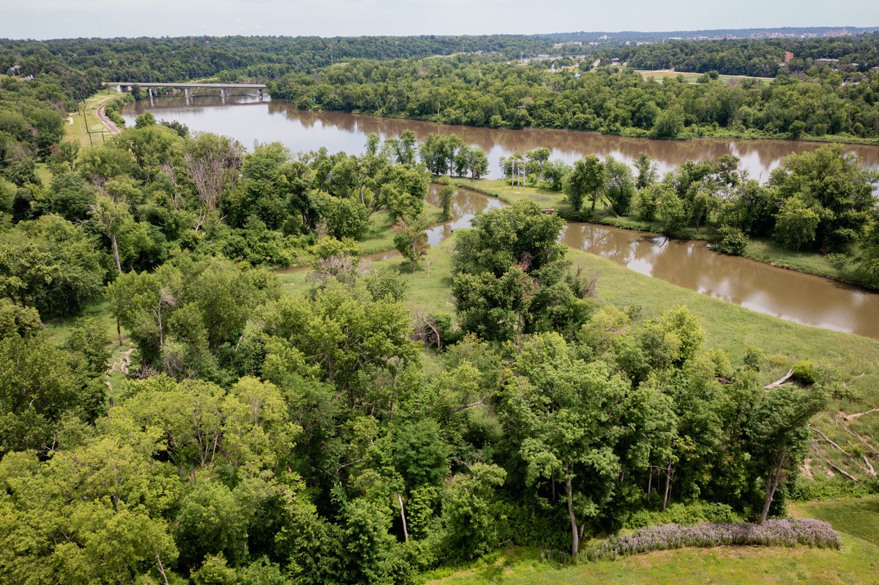 5601 Seminole Valley Trail NE Cedar Rapids IA 52411