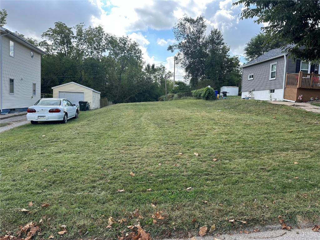 1227 19th Avenue SW Cedar Rapids IA 52404