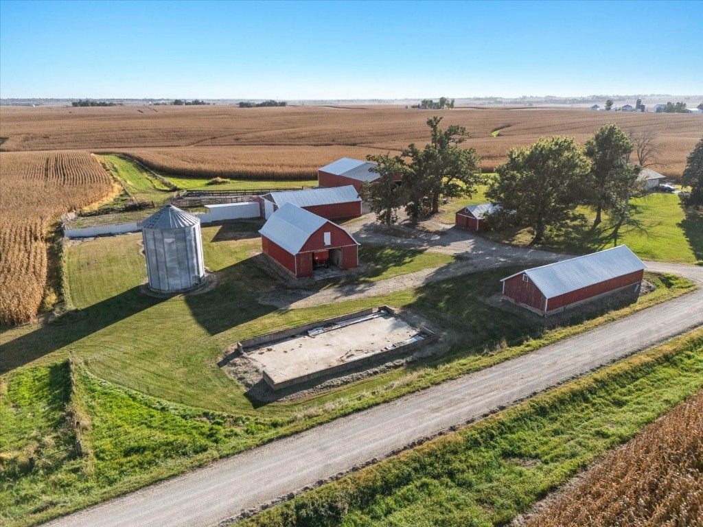 51ST Street Lane Walker IA 52213