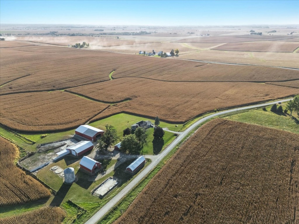 51ST Street Lane Walker IA 52213