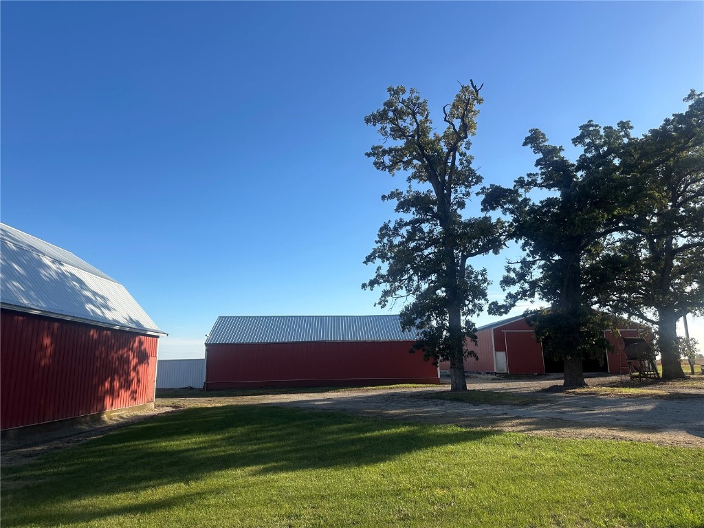 51ST Street Lane Walker IA 52213