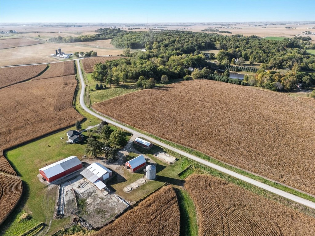 51ST Street Lane Walker IA 52213