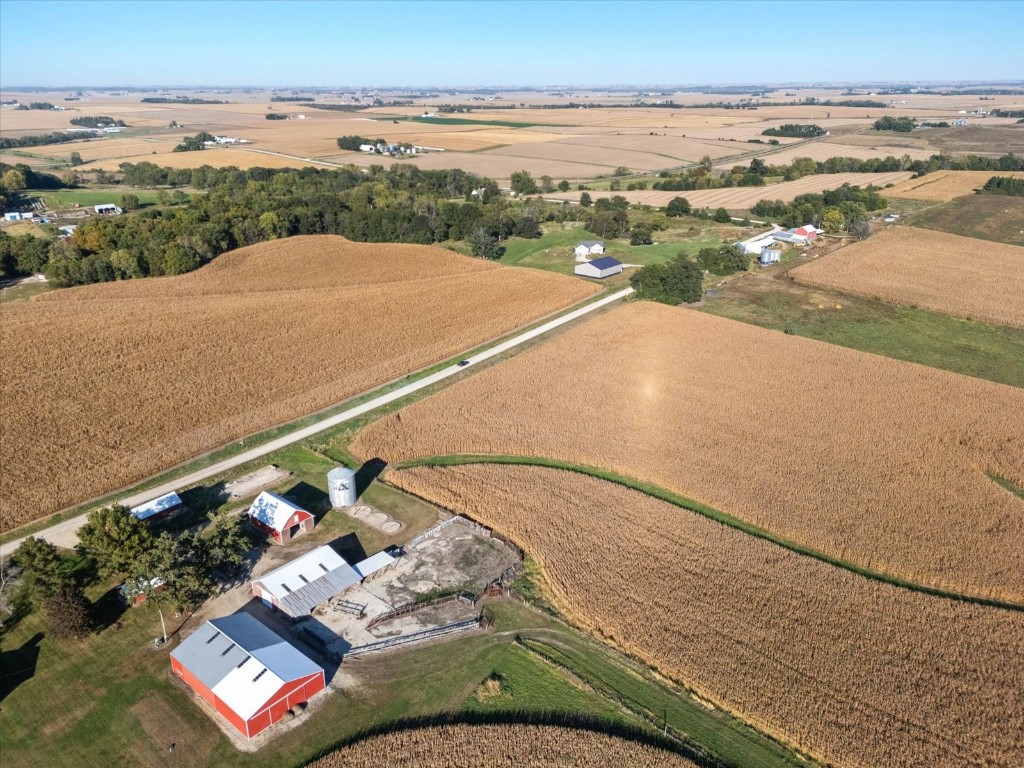 51ST Street Lane Walker IA 52213