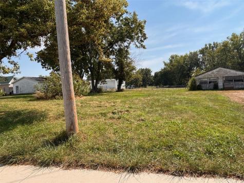 508 Vine Street Center Point IA 52213