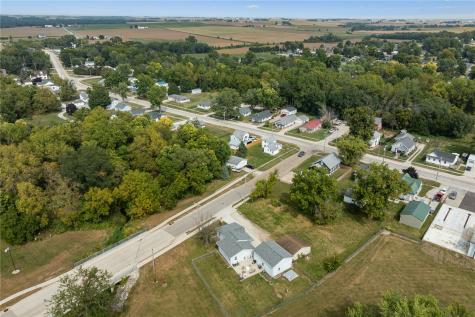 508 Vine Street Center Point IA 52213