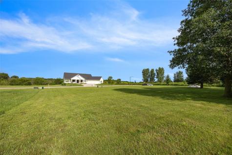 1464 Tamarack Trail Iowa City IA 52245