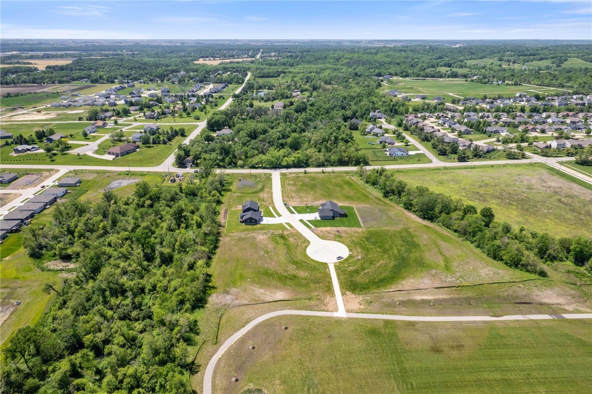 2912 Timber Creek Court Hiawatha IA 52233