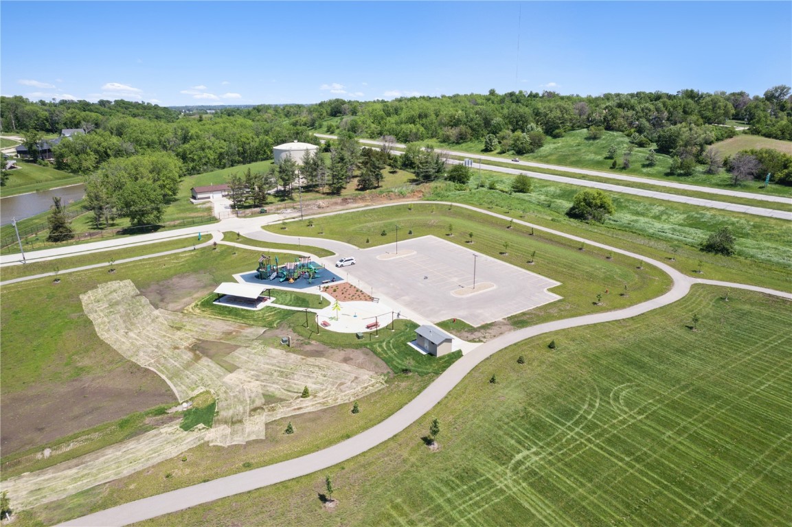 2912 Timber Creek Court Hiawatha IA 52233