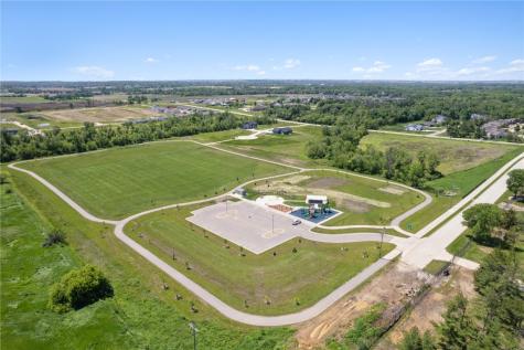 2912 Timber Creek Court Hiawatha IA 52233