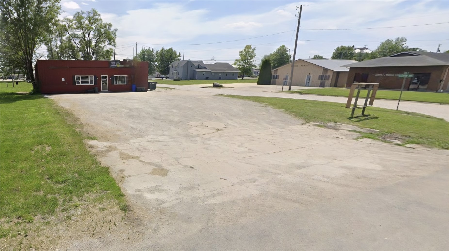 594 Eastern Avenue Marengo IA 52301