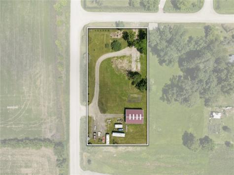 3903 Mohler Road Center Point IA 52213