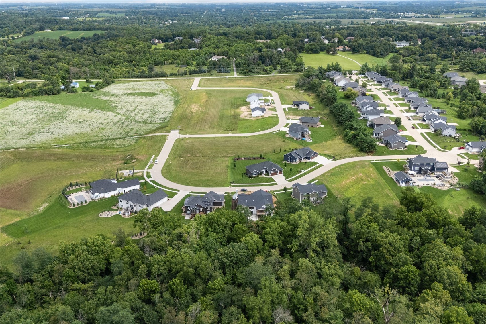 3678 Mclain Way Hiawatha IA 52233