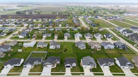 Robinwood Lane Marion IA 52302
