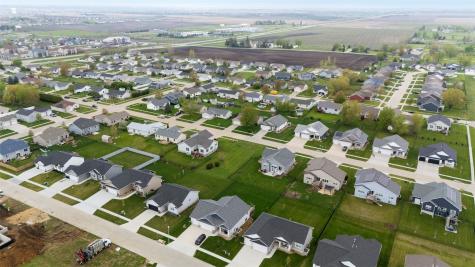 Robinwood Lane Marion IA 52302