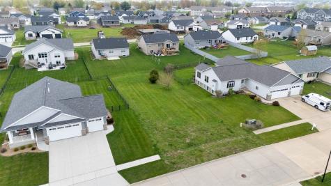 Robinwood Lane Marion IA 52302