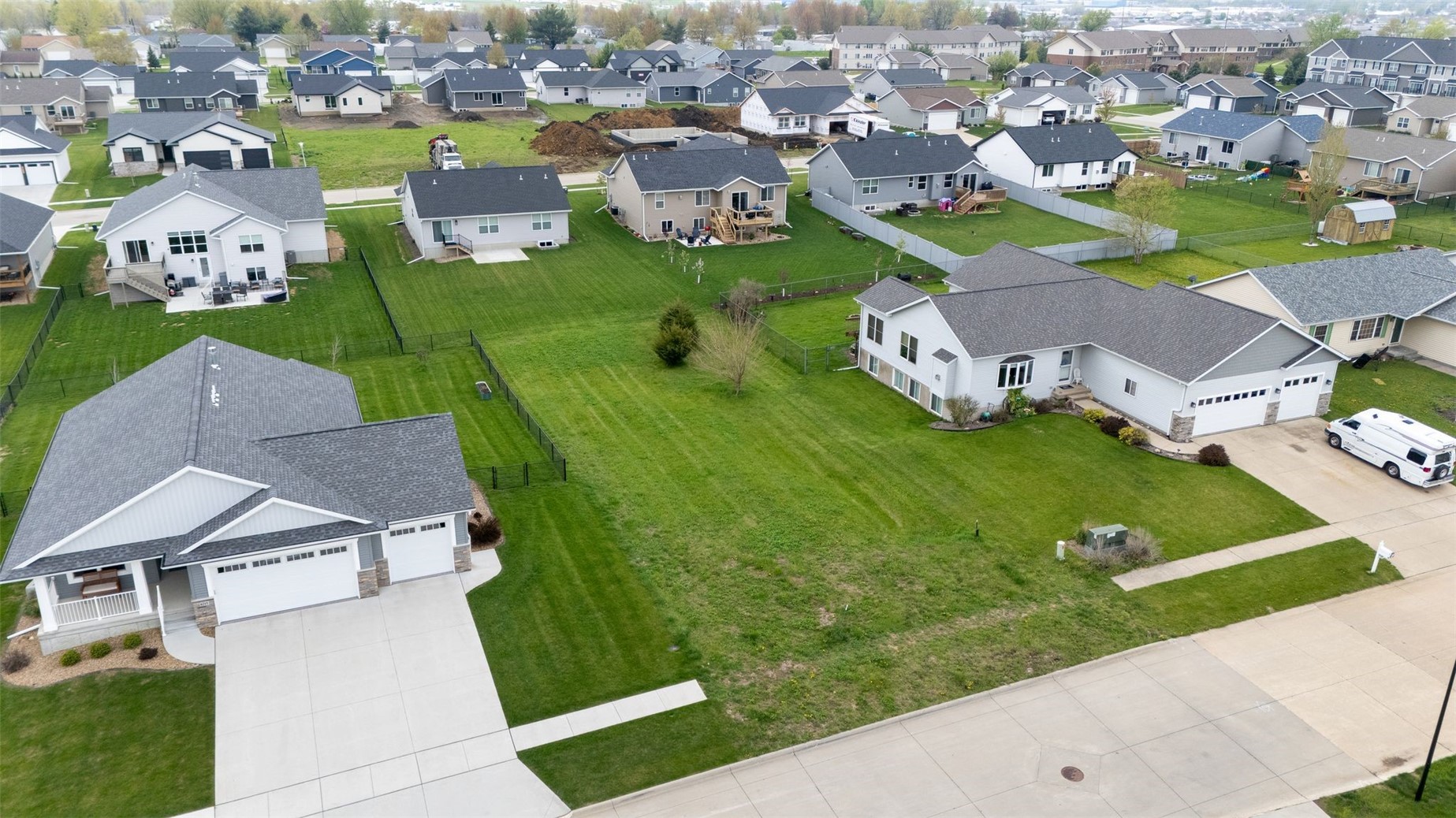 Robinwood Lane Marion IA 52302