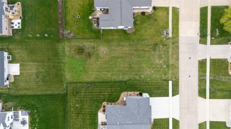 Robinwood Lane Marion IA 52302