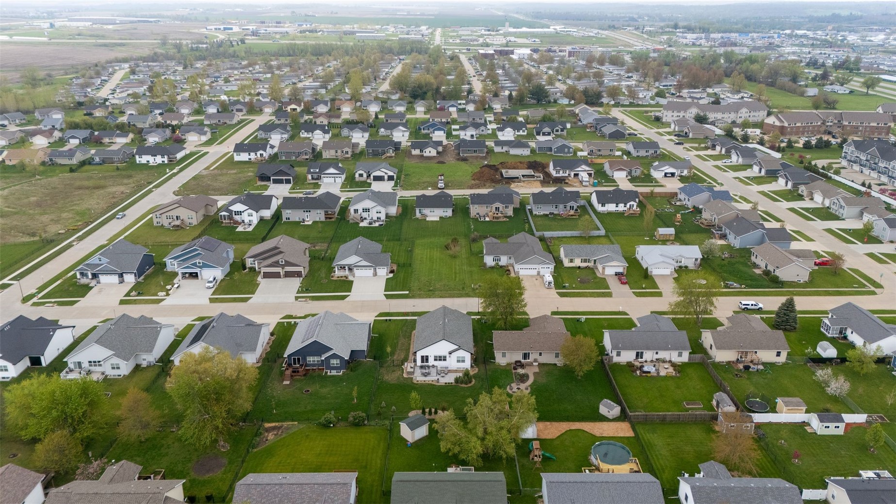 Robinwood Lane Marion IA 52302