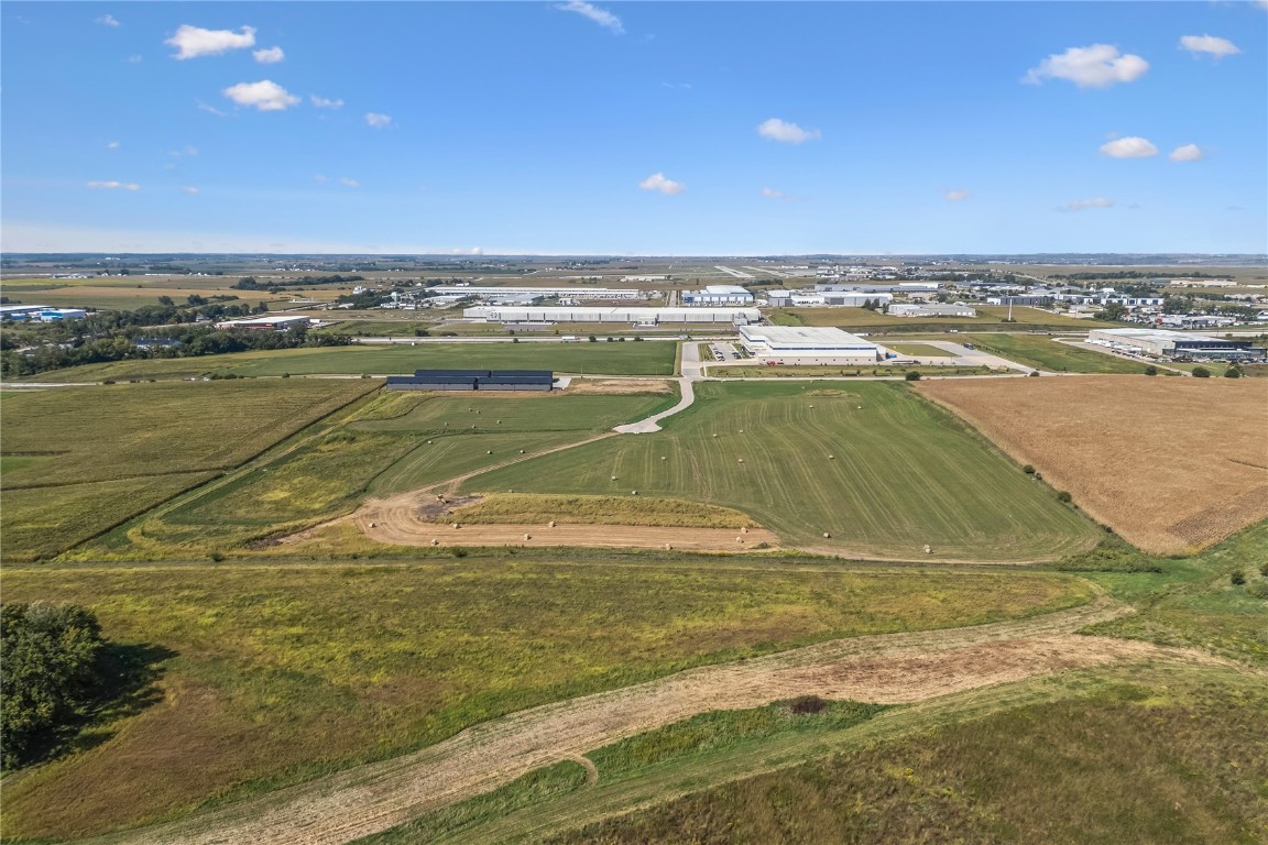 225/231/237 Ackerman Drive SW Cedar Rapids IA 52404