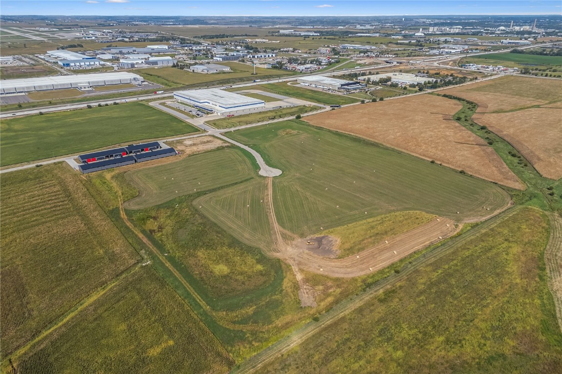 225/231/237 Ackerman Drive SW Cedar Rapids IA 52404