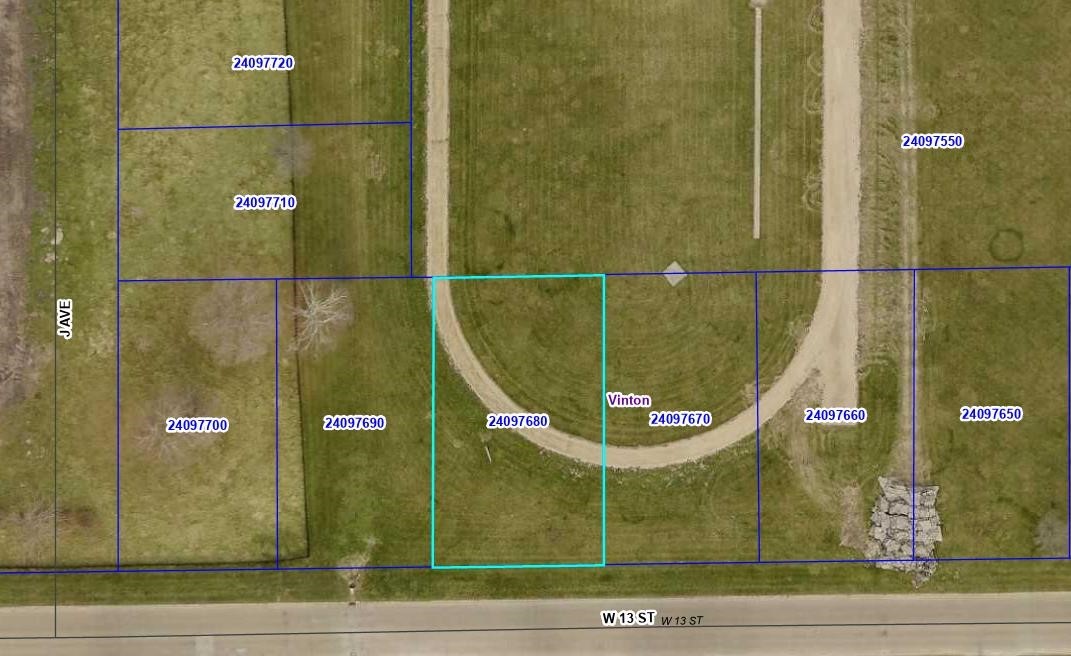 1001 W 13th Street Vinton IA 52349