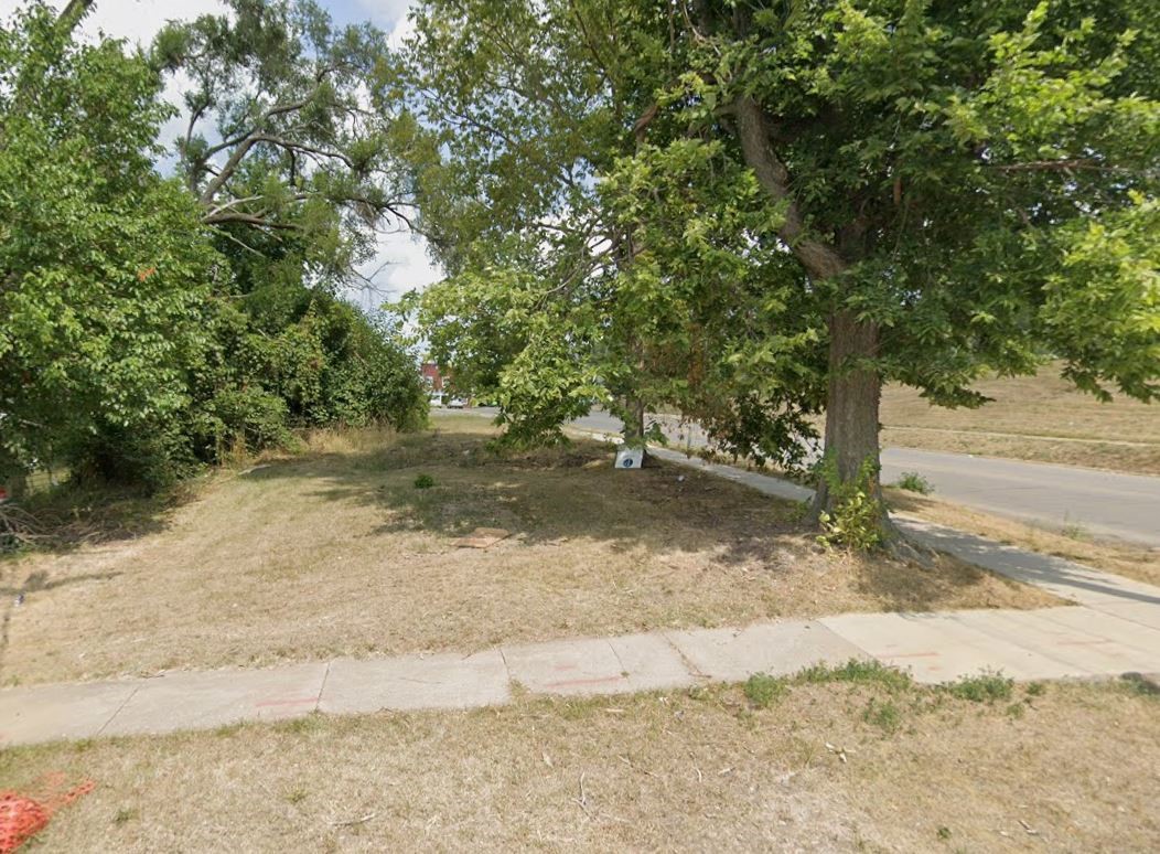 1060 10th Street SE Cedar Rapids IA 52401