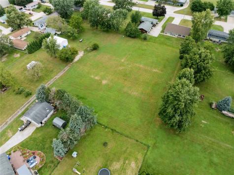 12TH Street NE Independence IA 50644