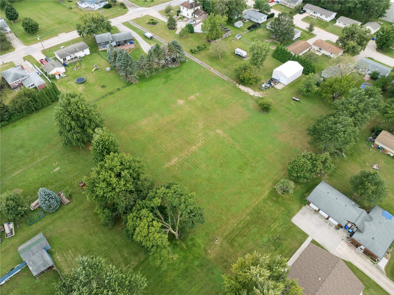 12TH Street NE Independence IA 50644