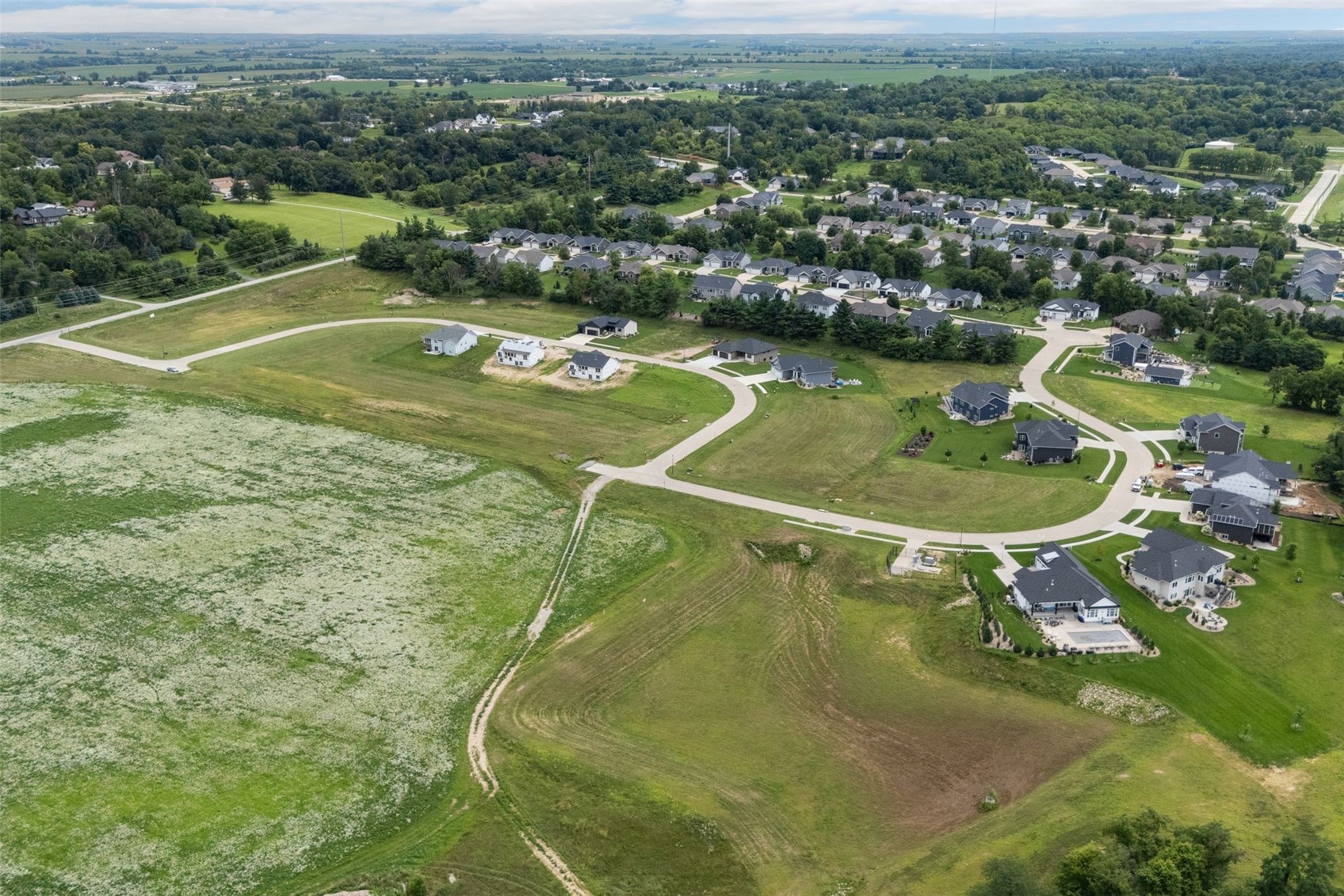 3551 Mclain Way Hiawatha IA 52233