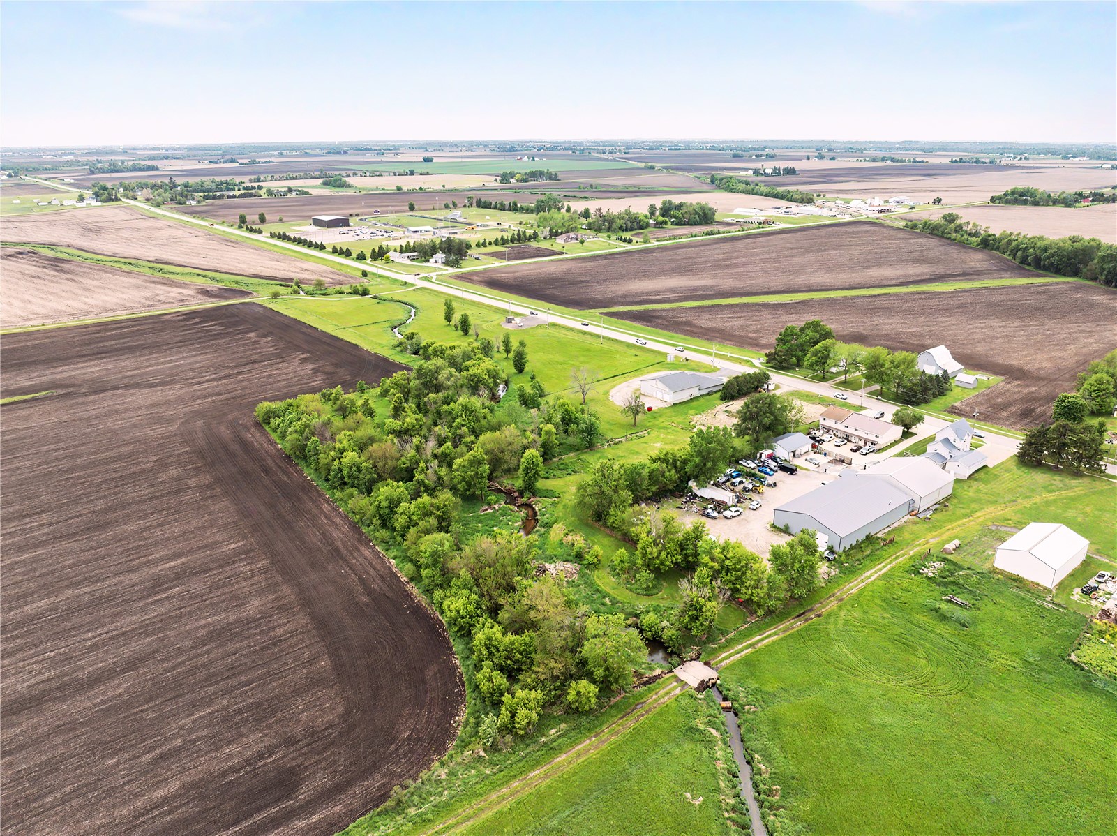 410 S Main Avenue Alburnett IA 52202