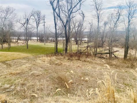 5727 Seminole Valley Trail NE Cedar Rapids IA 52411