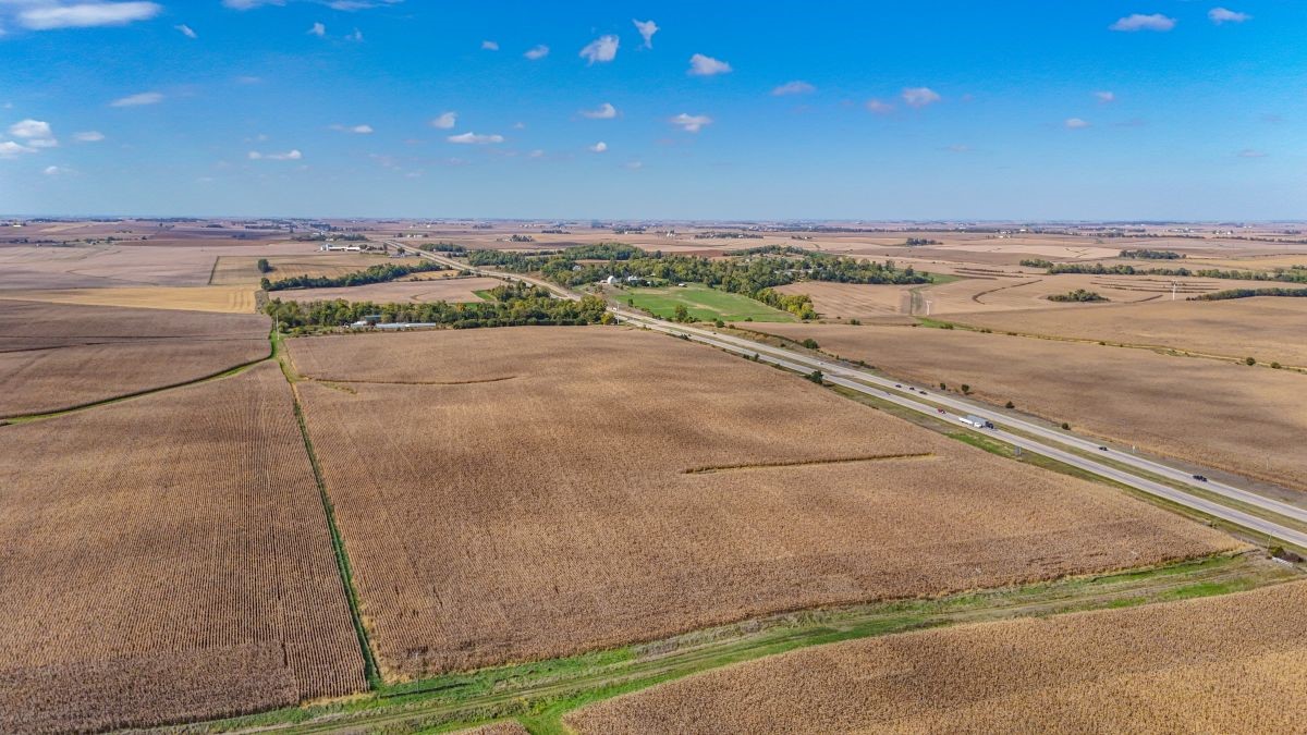 Highway 30 Linn County Cedar Rapids IA 52404