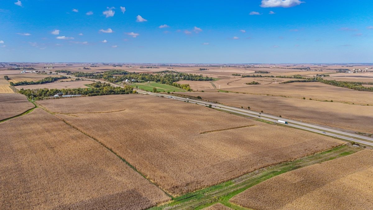 Highway 30 Linn County Cedar Rapids IA 52404