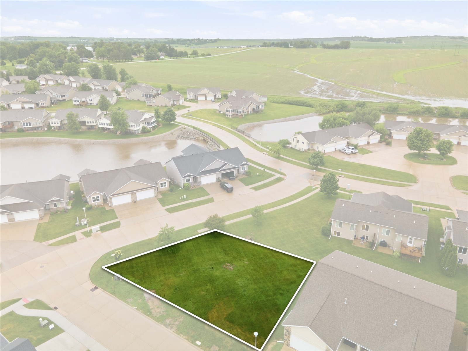 7110/7112 Waterview Drive SW Cedar Rapids IA 52404