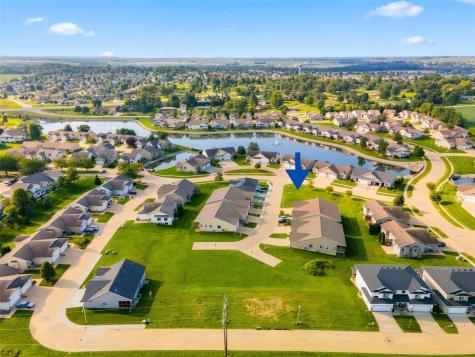 7110/7112 Waterview Drive SW Cedar Rapids IA 52404