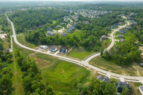 5225 Seminole Valley Trail NE Cedar Rapids IA 52411