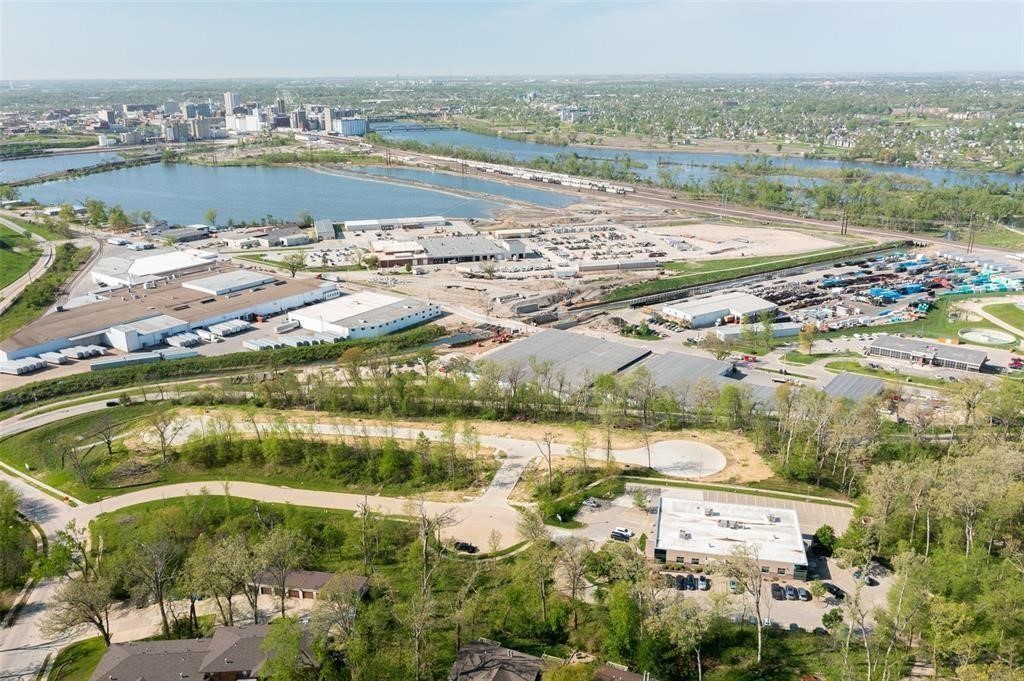2122 Sierra NE Cedar Rapids IA 52402