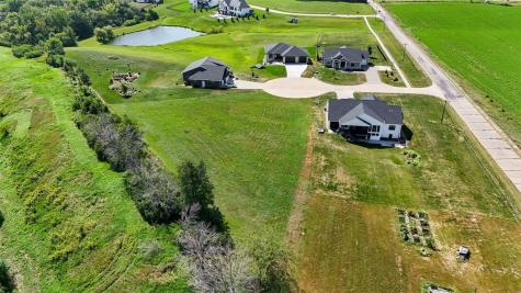 3804 Sierra Terrace SW Iowa City IA 52240