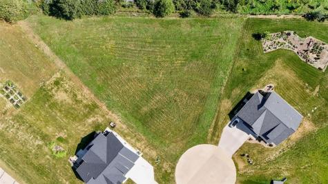 3804 Sierra Terrace SW Iowa City IA 52240