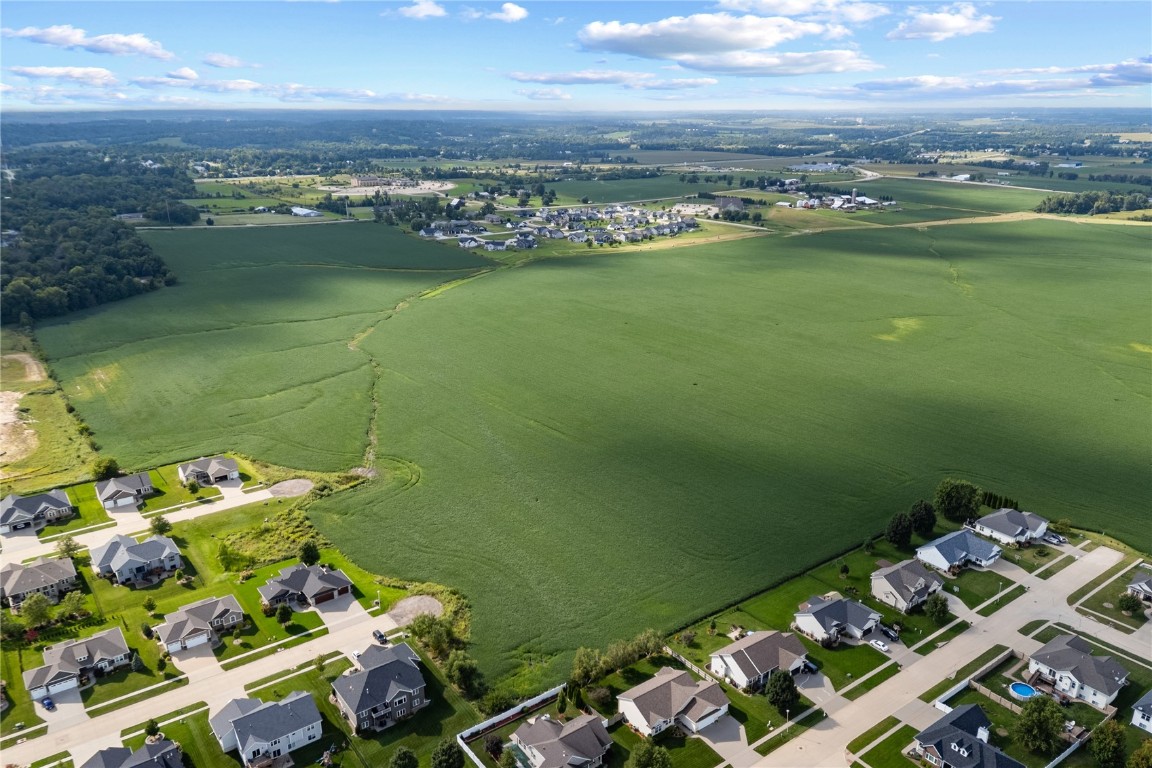 26.35 Acres M/l Quass Road Robins IA 52328