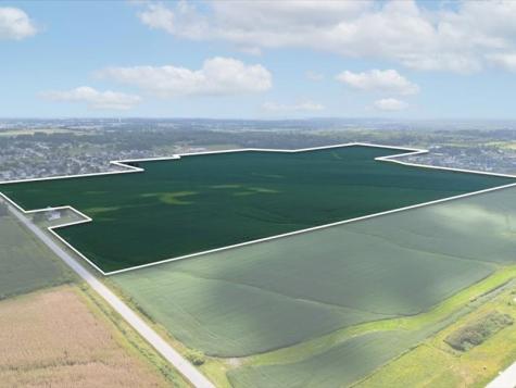 26.35 Acres M/l Quass Road Robins IA 52328