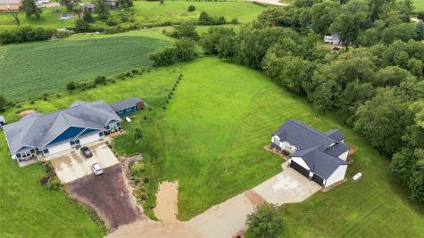 374 Arrowhead Lane Lisbon IA 52253
