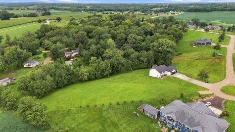 374 Arrowhead Lane Lisbon IA 52253