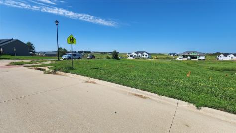 422 16th Place SW Mt Vernon IA 52314