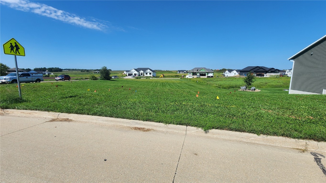 422 16th Place SW Mt Vernon IA 52314
