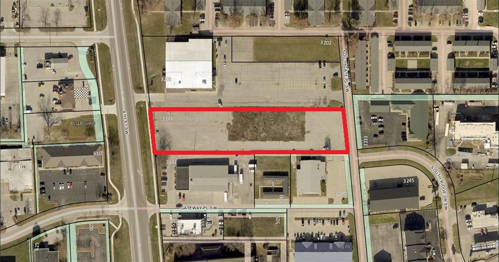 3233 6th Street SW Cedar Rapids IA 52404