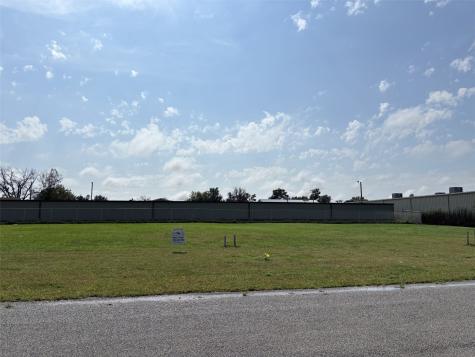 195 William Way Newhall IA 52315
